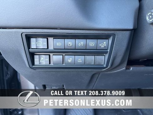 Used 2024 Toyota Tundra Platinum image 23