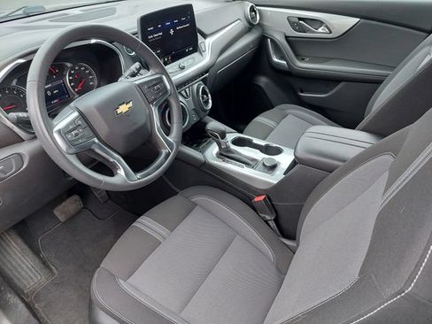 Used 2023 Chevrolet Blazer LT w/ Convenience Package FWD image 9