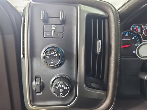 Certified 2016 Chevrolet Silverado 1500 LTZ Z71 w/ LTZ Plus Package AWD/4WD image 30