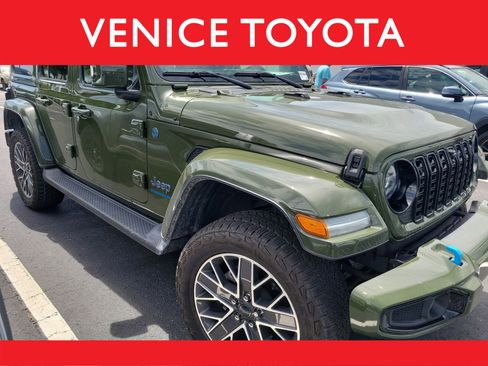 Used 2024 Jeep Wrangler High Altitude AWD/4WD image 1