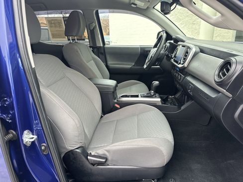 Used 2023 Toyota Tacoma SR image 22