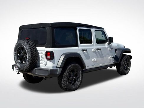 Used 2022 Jeep Wrangler Unlimited Sport AWD/4WD image 3