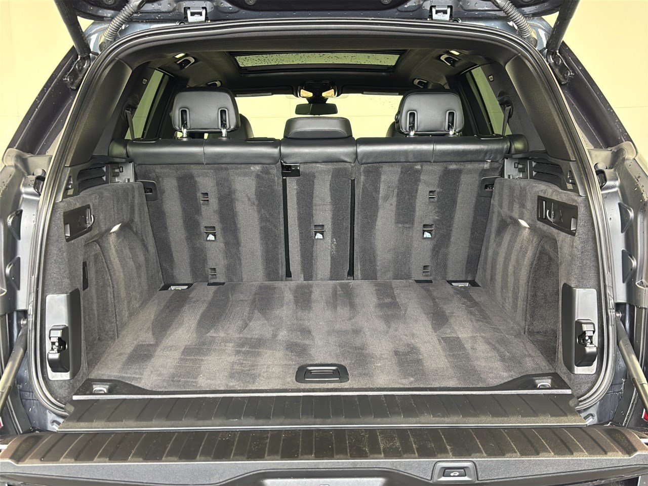 Used 2022 BMW X5 sDrive40i w/ M Sport Package RWD image 28