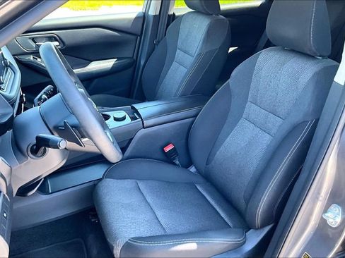 Used 2024 Nissan Rogue SV AWD/4WD image 24