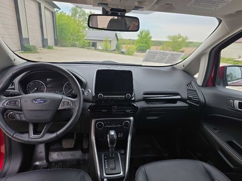 Used 2018 Ford EcoSport Titanium w/ Titanium Cold Weather Package AWD/4WD image 13
