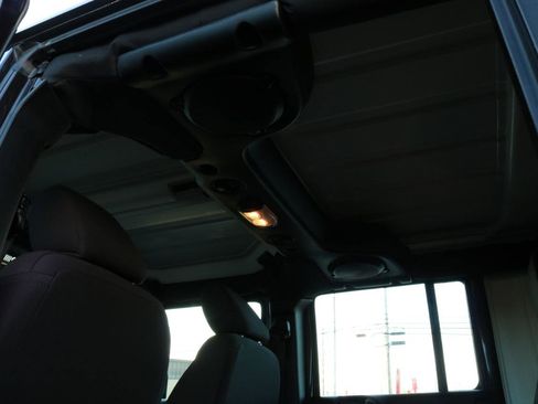 Used 2013 Jeep Wrangler Unlimited Sport image 31