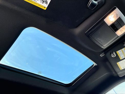 Used 2019 Ford Explorer Limited w/ Class III Trailer Tow Package image 15