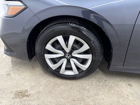 Used 2023 Honda Civic LX image 9