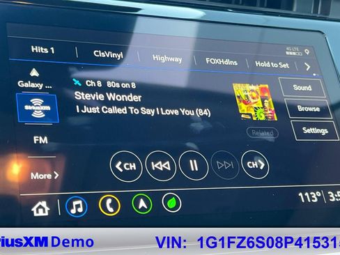 Used 2023 Chevrolet Bolt EUV Premier w/ Sun & Sound Package FWD image 54