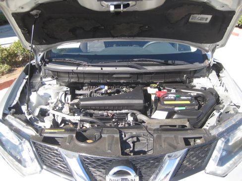 Used 2016 Nissan Rogue S image 13