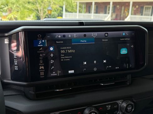 Used 2024 Jeep Wrangler Unlimited Rubicon 392 image 35