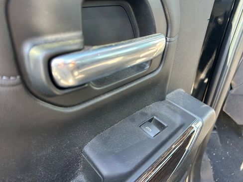 Used 2020 GMC Sierra 1500 SLE w/ X31 Off-Road Package image 26