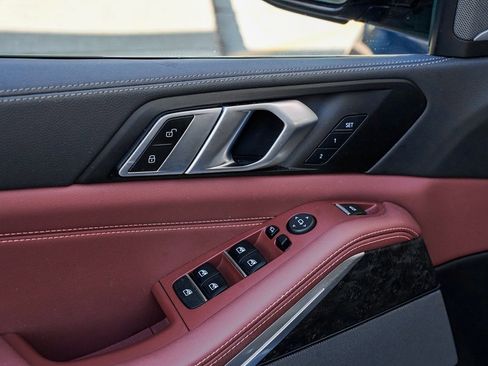 Used 2023 BMW X5 xDrive40i w/ M Sport Package image 10