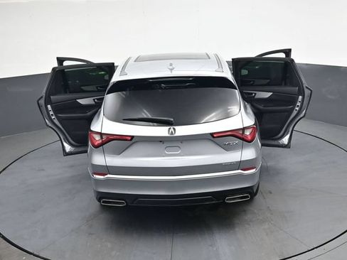 Used 2023 Acura MDX SH-AWD image 38