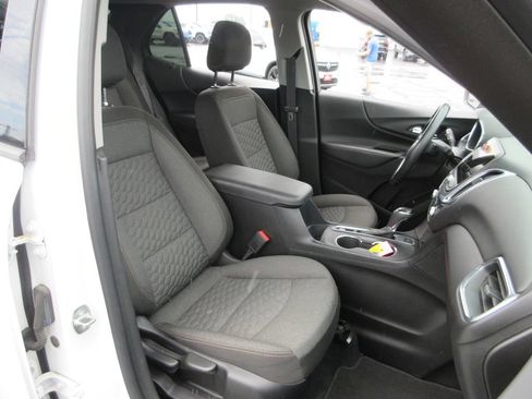 Certified 2020 Chevrolet Equinox LT FWD image 23