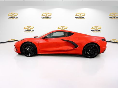 Used 2024 Chevrolet Corvette Stingray Coupe w/ 1LT RWD image 5