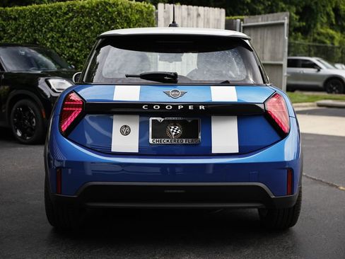 New 2026 MINI Cooper 2-Door Hardtop FWD image 10