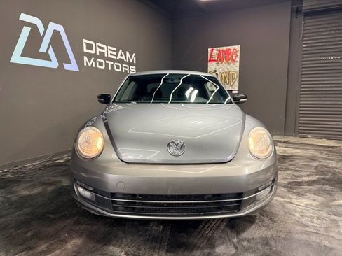 Used 2012 Volkswagen Beetle Turbo FWD image 2