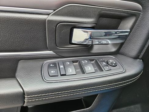 Used 2024 RAM 1500 Warlock AWD/4WD image 22