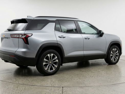 Used 2025 Chevrolet Equinox LT image 9