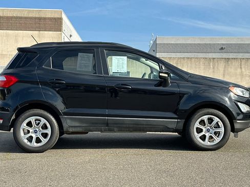 Used 2021 Ford EcoSport SE w/ SE Convenience Package image 6
