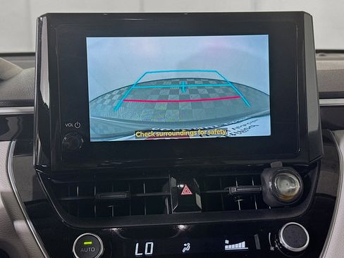 Used 2024 Toyota Corolla Cross LE FWD image 25