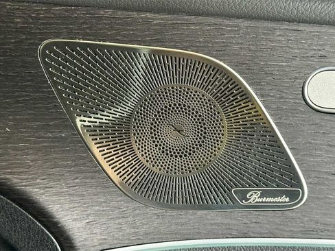 Used 2022 Mercedes-Benz GLE 350 4MATIC w/ AMG Line Exterior image 22