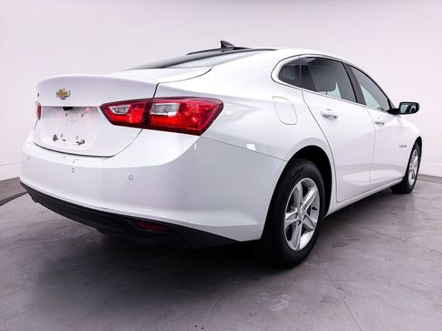 Used 2025 Chevrolet Malibu LS FWD image 13