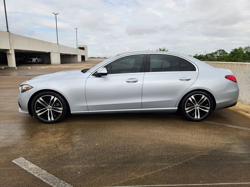 Used 2022 Mercedes-Benz C 300 Sedan image 5