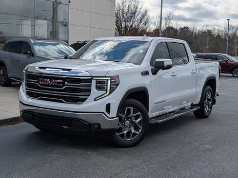 Used 2024 GMC Sierra 1500 SLT w/ SLT Convenience Package image 2