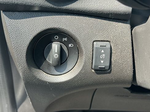 Used 2019 Ford Fiesta S FWD image 22