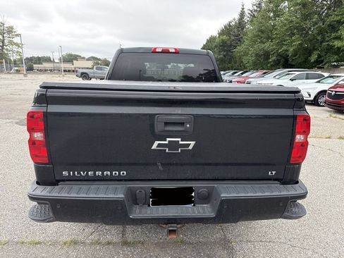 Used 2018 Chevrolet Silverado 1500 LT w/ Midnight Edition AWD/4WD image 7