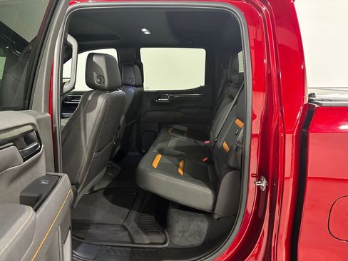 Used 2025 GMC Sierra 1500 AT4 w/ AT4 Premium Package AWD/4WD image 21