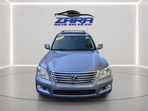 Used 2011 Lexus LX 570 4WD w/ Luxury Pkg image 10