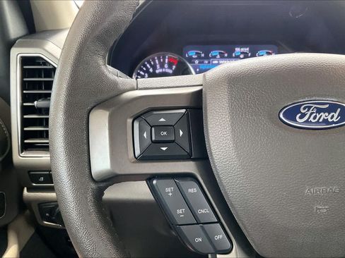 Used 2020 Ford Expedition XLT w/ Equipment Group 202A RWD image 24