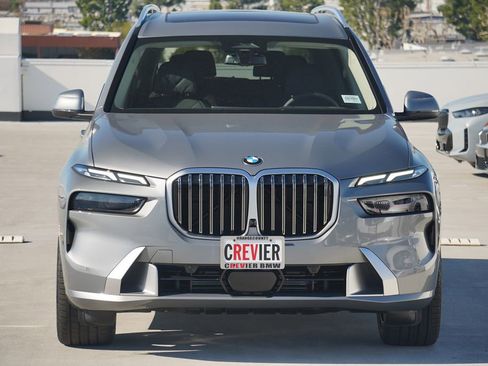 New 2026 BMW X7 xDrive40i w/ Premium Package image 2