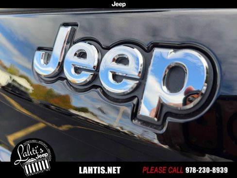 New 2025 Jeep Compass Limited w/ Sun & Sound Group image 27