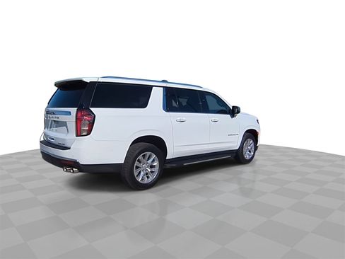 Certified 2023 Chevrolet Suburban Premier image 8
