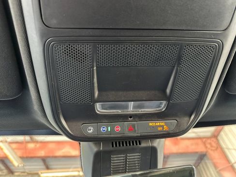 Used 2025 Chevrolet Equinox LT w/ Convenience Package II FWD image 34