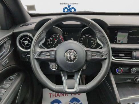 Used 2022 Alfa Romeo Stelvio Sprint image 13