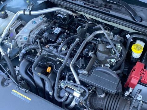 Used 2024 Nissan Sentra SV w/ SV Premium Package image 13