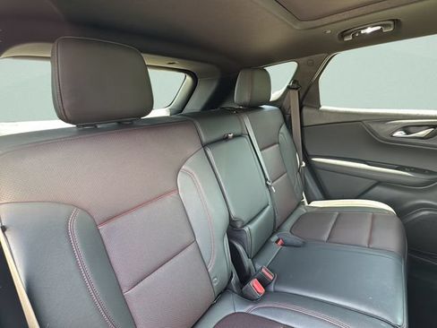 Used 2022 Chevrolet Blazer RS w/ Enhanced Convenience Package AWD/4WD image 16