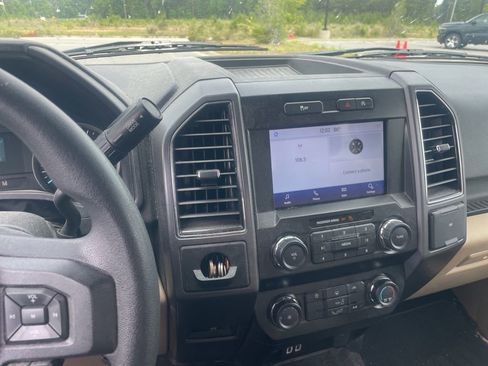 Used 2020 Ford F150 XLT RWD image 2