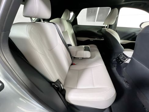 Used 2025 Lexus RX 350 Premium image 26
