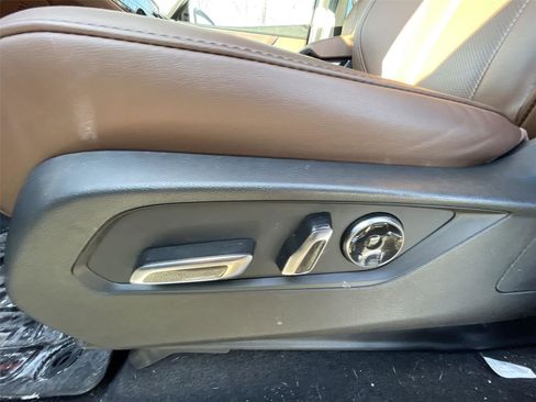 Used 2024 Acura MDX SH-AWD w/ Technology Package image 13