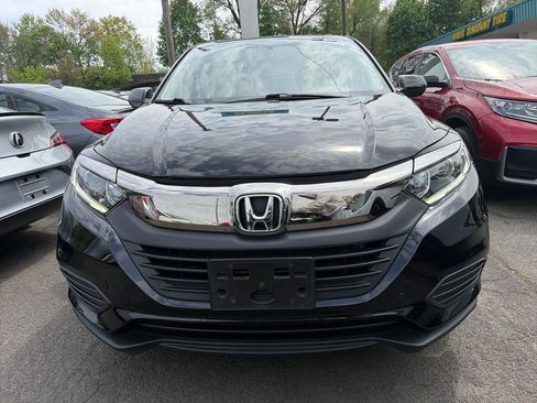Used 2022 Honda HR-V LX image 2