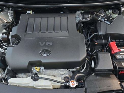 Used 2018 Toyota Avalon XLE Premium image 12