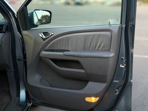 Used 2010 Honda Odyssey EX-L image 9