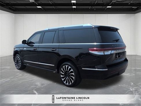 Certified 2023 Lincoln Navigator L Black Label image 3