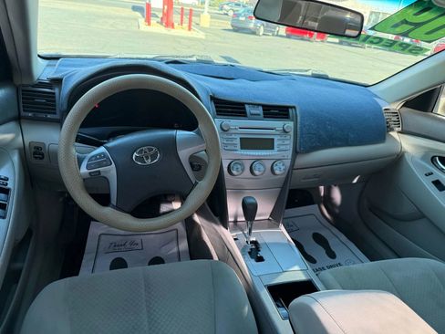 Used 2009 Toyota Camry image 7